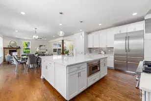 23084 N Prairie Ln, Lincolnshire, IL 60069 - Photo 13
