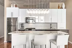 235 W Van Buren St, Chicago, IL 60607 - Photo 11
