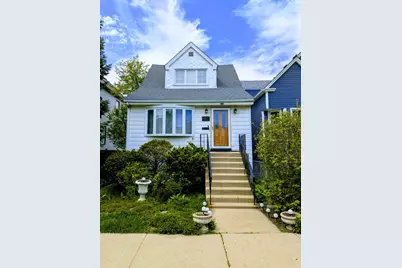 4330 N Avers Avenue, Chicago, IL 60618 - Photo 1