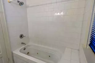 4330 N Avers Ave, Chicago, IL 60618 - Photo 13