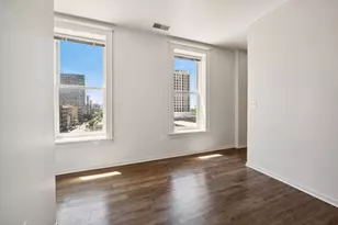 30 E Roosevelt Rd, Chicago, IL 60605 - Photo 11