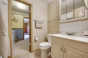 412 Krause Ave, Streamwood, IL 60107 - Photo 5