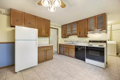 412 Krause Avenue, Streamwood, IL 60107 - Photo 11