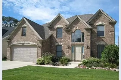 286 E Armitage Avenue, Addison, IL 60101 - Photo 1