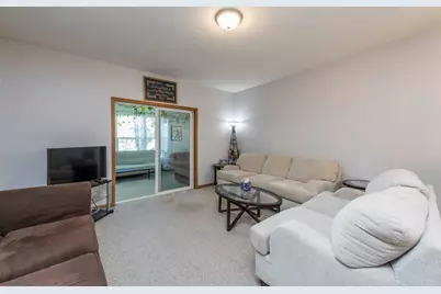 109 Hunter Court, Grayslake, IL 60030 - Photo 11