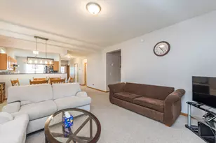 109 Hunter Ct, Grayslake, IL 60030 - Photo 13
