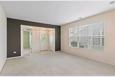 13761 Chestnut Lane, Huntley, IL 60142 - Photo 5