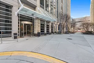 700 N Larrabee St, Chicago, IL 60654 - Photo 23