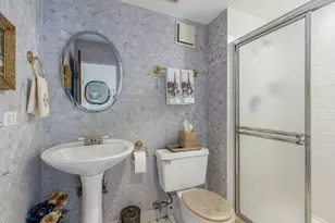 9731 N Fox Glen Dr, Niles, IL 60714 - Photo 9
