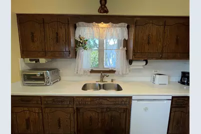 10228 S 80th Court, Palos Hills, IL 60465 - Photo 9