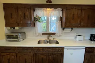 10228 S 80th Ct, Palos Hills, IL 60465 - Photo 9