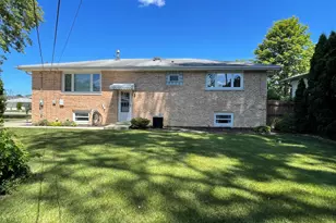 10228 S 80th Ct, Palos Hills, IL 60465 - Photo 27