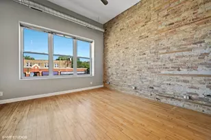 1807 W North Ave, Chicago, IL 60622 - Photo 3