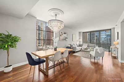 744 N Clark Street #705, Chicago, IL 60654 - Photo 3