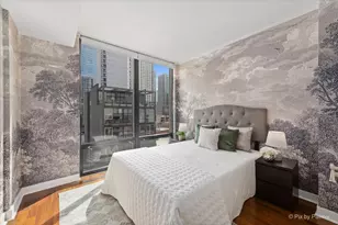 744 N Clark St, Chicago, IL 60654 - Photo 13