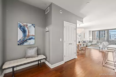744 N Clark Street #705, Chicago, IL 60654 - Photo 25