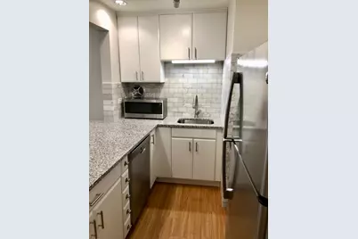 526 W Roscoe Street #1B, Chicago, IL 60657 - Photo 3