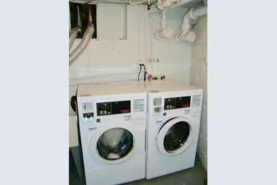 526 W Roscoe Street #1B, Chicago, IL 60657 - Photo 11