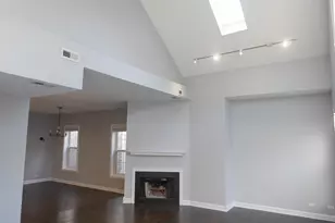 2107 W Ohio St, Chicago, IL 60612 - Photo 3