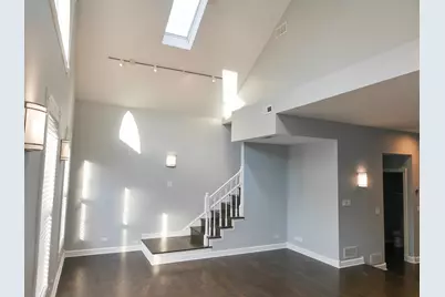 2107 W Ohio Street #2, Chicago, IL 60612 - Photo 9