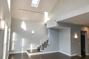 2107 W Ohio St, Chicago, IL 60612 - Photo 9
