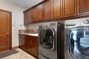 5605 S Kensington Ave, Countryside, IL 60525 - Photo 29