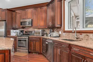 5605 S Kensington Ave, Countryside, IL 60525 - Photo 37