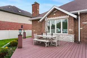 5605 S Kensington Ave, Countryside, IL 60525 - Photo 33