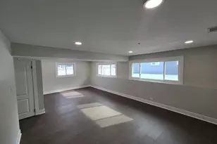1570 Jefferson Rd, Hoffman Estates, IL 60169 - Photo 25