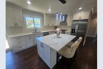 1570 Jefferson Road, Hoffman Estates, IL 60169 - Photo 11