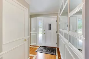 1976 Robert St, Aurora, IL 60506 - Photo 5