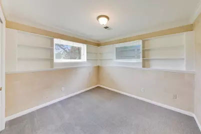 1976 Robert Street, Aurora, IL 60506 - Photo 31