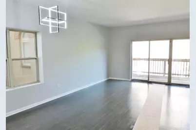 7037 S Oglesby Avenue, Chicago, IL 60649 - Photo 5