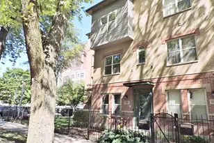 7037 S Oglesby Ave, Chicago, IL 60649 - Photo 3