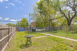 5319 S Indiana Ave, Chicago, IL 60615 - Photo 3