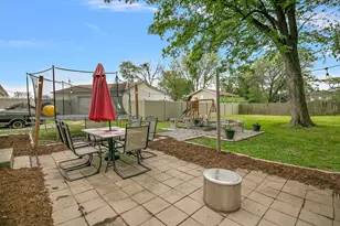 570 E 2nd Ave, Clifton, IL 60927 - Photo 11