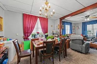 212 E Hill St, Champaign, IL 61820 - Photo 7