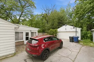350 Oakwood St, Park Forest, IL 60466 - Photo 25