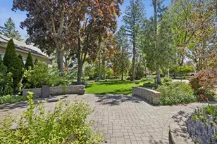 946 Walter Ave, Des Plaines, IL 60016 - Photo 15
