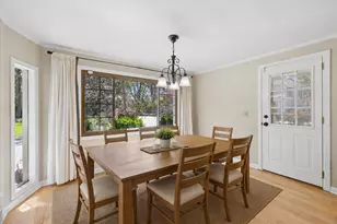 946 Walter Ave, Des Plaines, IL 60016 - Photo 5