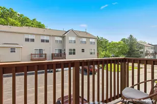 34384 N Aster Ct, Round Lake Beach, IL 60073 - Photo 9