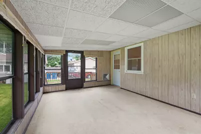 118 E Lamphere Drive, Blue Grass, IA 52726 - Photo 13