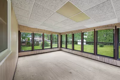 118 E Lamphere Drive, Blue Grass, IA 52726 - Photo 7