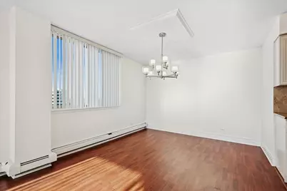 40 N Tower Road #8F, Oak Brook, IL 60523 - Photo 9