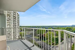 40 N Tower Rd, Oak Brook, IL 60523 - Photo 17