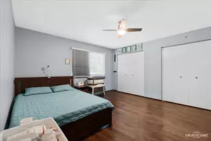 295 Woodridge Cir, South Elgin, IL 60177 - Photo 11