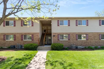 295 Woodridge Circle #D, South Elgin, IL 60177 - Photo 1