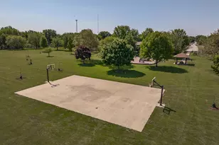 1309 W Indian Dr, Pontiac, IL 61764 - Photo 37