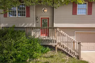 1309 W Indian Dr, Pontiac, IL 61764 - Photo 3