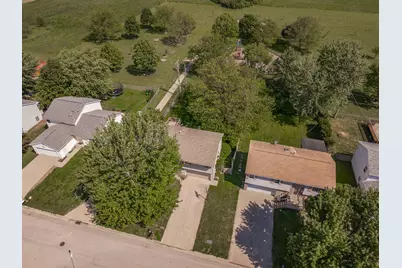 1309 W Indian Drive, Pontiac, IL 61764 - Photo 33